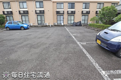 【駐車場】 | ラプリマヴェーラ