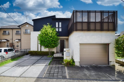 【外観】 | デザイナーズ中古住宅　太田市高林東町 | 設計士が自宅用にプランニングしたデザイナーズ住宅♪