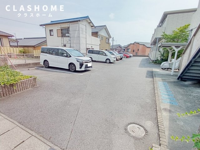 アブニールB　　刈谷市近郊の賃貸ならクラスホーム刈谷店の駐車場