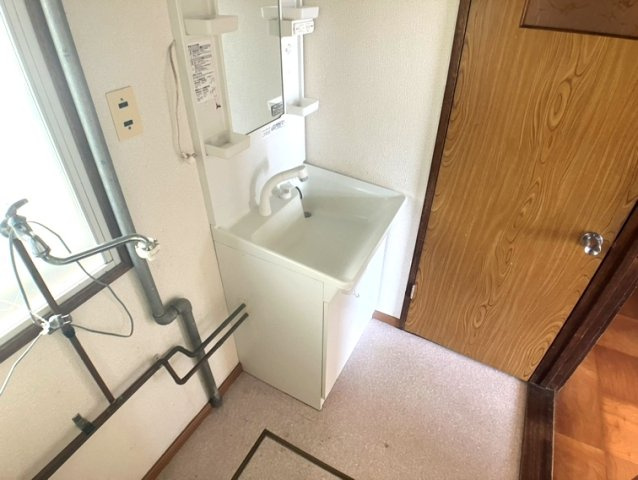 【独立洗面台】