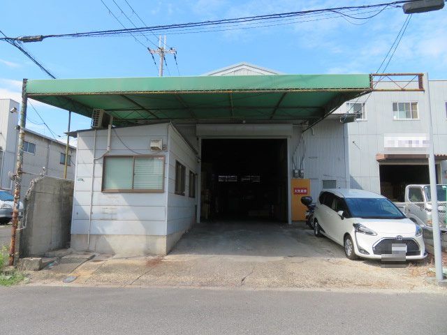 大阪市平野区長吉出戸７丁目の工場の外観