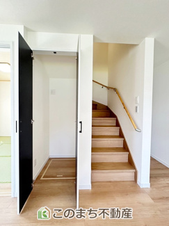 【収納】 | 鹿沼市栄町モデルハウス　1号棟 | リビングにも収納がございます☆