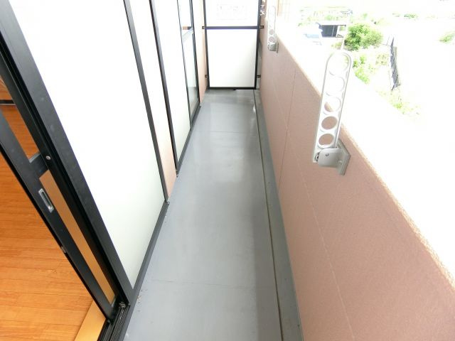 メルヴェールのバルコニー|同物件別部屋