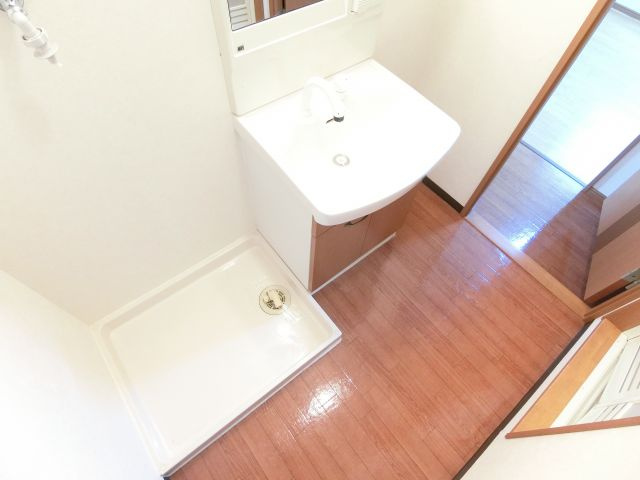 メルヴェールの洗面所|同物件別部屋
