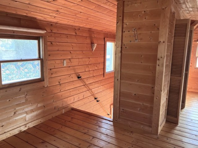 【洋室】 | 淡路市深草　ログハウス