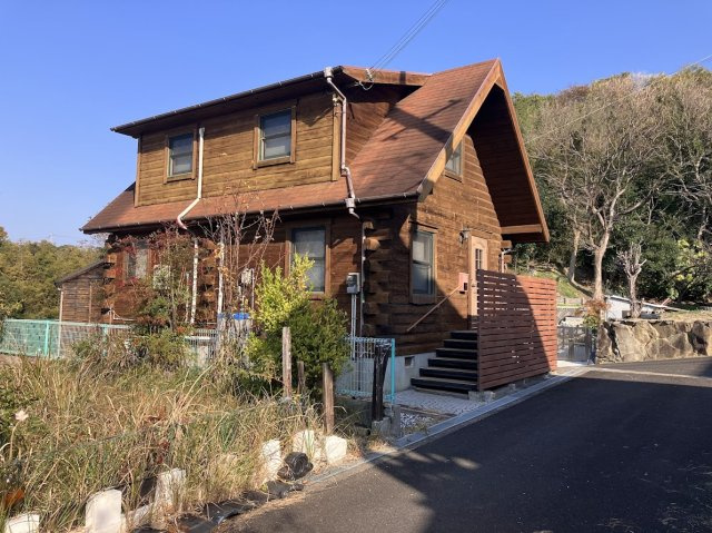 【外観】 | 淡路市深草　ログハウス