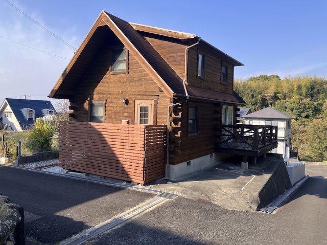 【外観】 | 淡路市深草　ログハウス