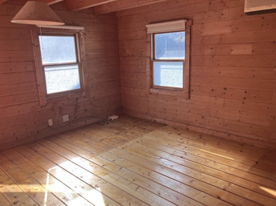 【洋室】 | 淡路市深草　ログハウス