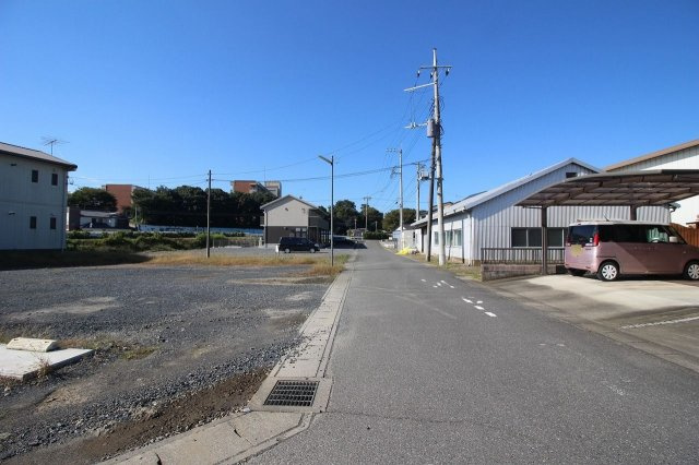 筑西市稲野辺の前面道路含む現地写真
