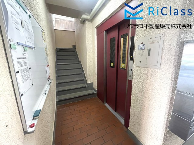 グレイスハイツ板宿のロビー|エレベーターあります