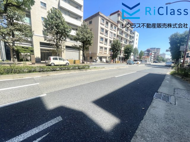 グレイスハイツ板宿の周辺|マンション前の道路です