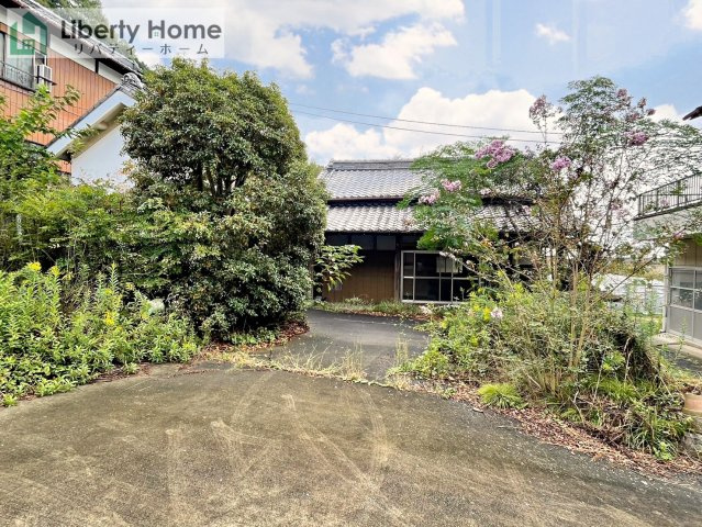 つくば市小沢　中古戸建の庭