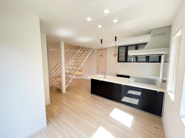 【居間・リビング】 | 鈴鹿市下大久保町 | ＬＤＫ