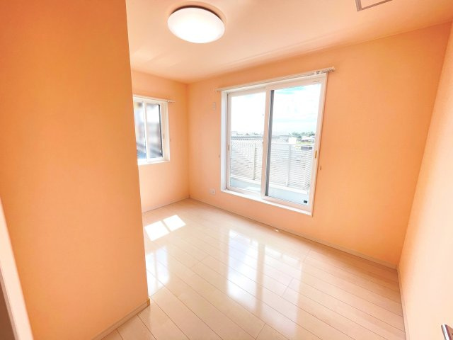 【洋室】 | 鈴鹿市下大久保町