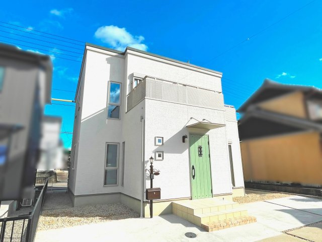 【外観】 | 鈴鹿市下大久保町 | 平成２７年築・内外装リフォーム済で即入居可