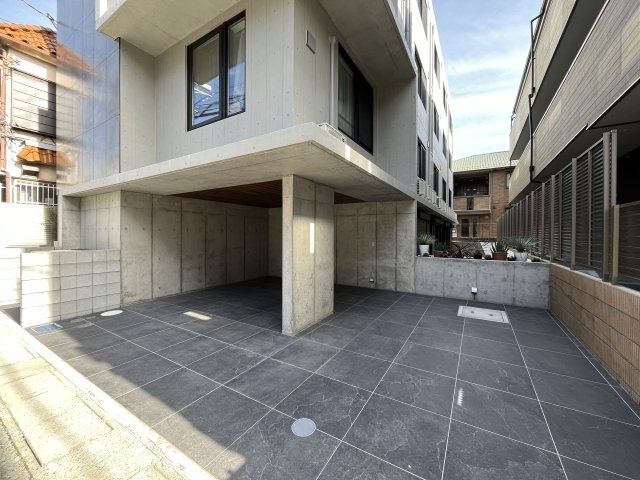 Sotterranea（ｿｯﾃﾗﾈｱ）のエントランス