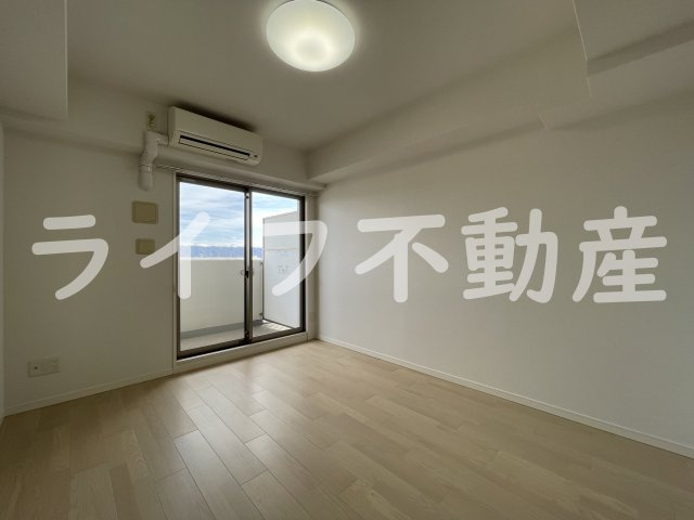 CASSIA高井田SouthCourtの居間・リビング|こちらのリビングで趣味の時間をお楽しみください