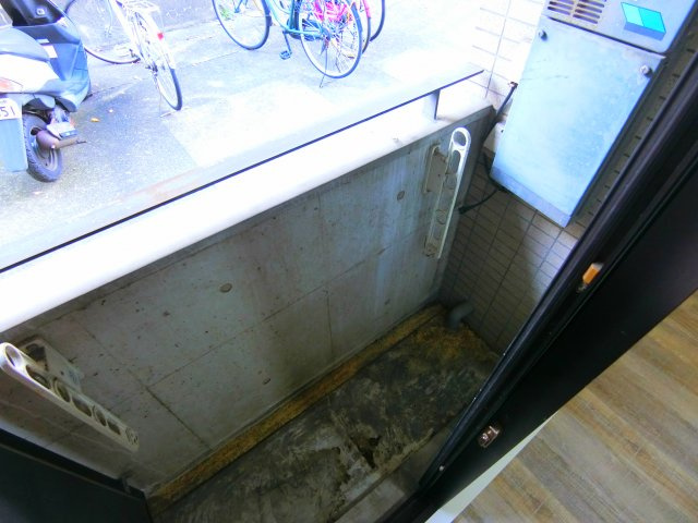 RX富田林のバルコニー|同物件別部屋