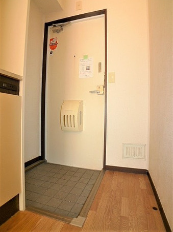 【玄関】