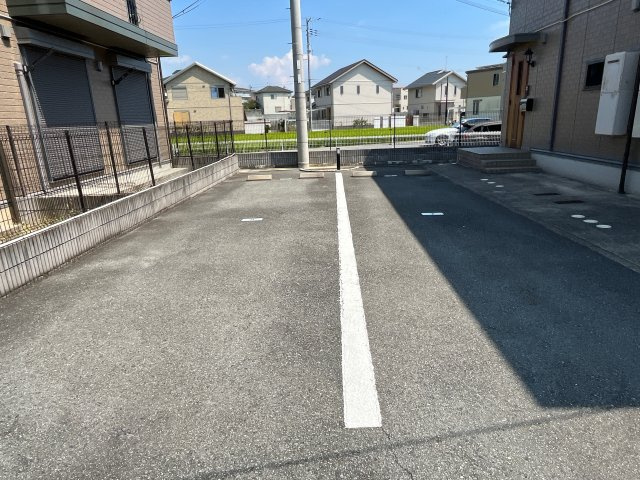 シャルマンコート　Aの駐車場