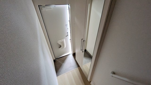 【玄関】