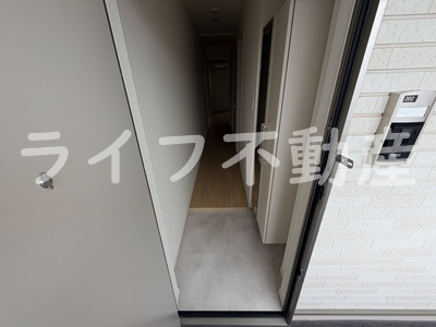インペリアルライフの玄関