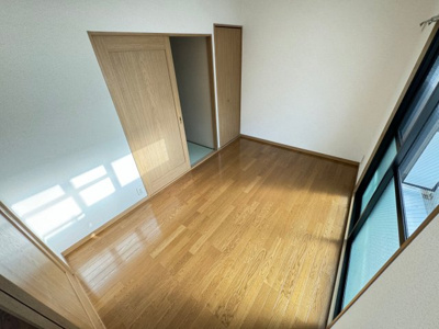 【洋室】 | ヴィラしんべえ弐番館