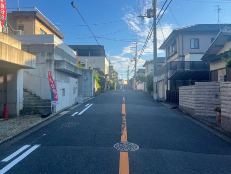 堺市西区上野芝向ヶ丘町４丁土地（２号地）の前面道路含む現地写真