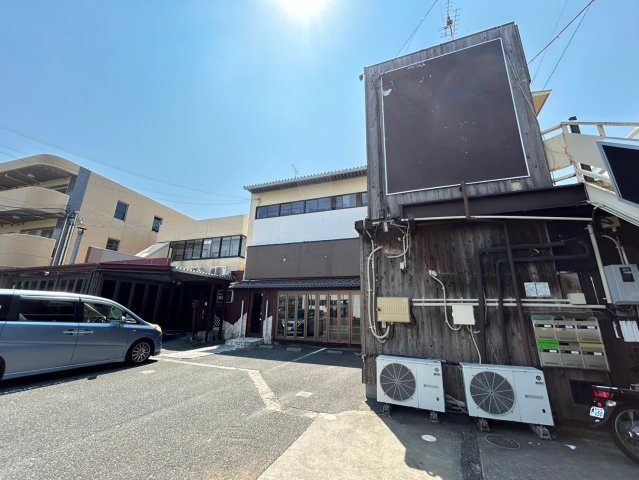 東曙ビルの駐車場