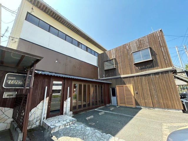 東曙ビルのエントランス