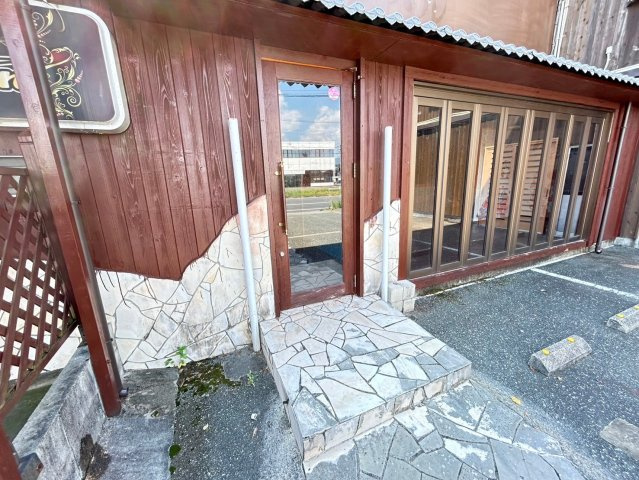 東曙ビルのエントランス