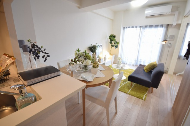 アーバネックス同心の内装