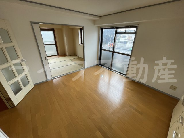 アドバンス渋川の洋室|スタンダードな洋室です