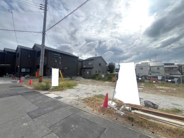京阪本線『淀』駅まで徒歩８分♪お財布にも優しいオール電化４ＬＤＫ住宅◎伏見区淀下津町１期の外観|外観(２０２４年１０月撮影)
現状建築中