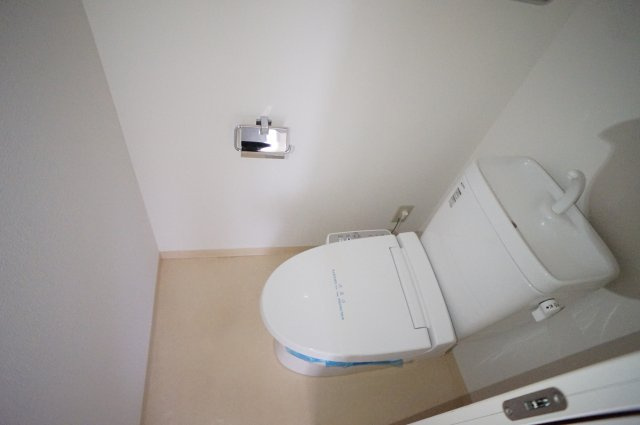 コリンヌ津田沼のトイレ|※別のお部屋の写真です