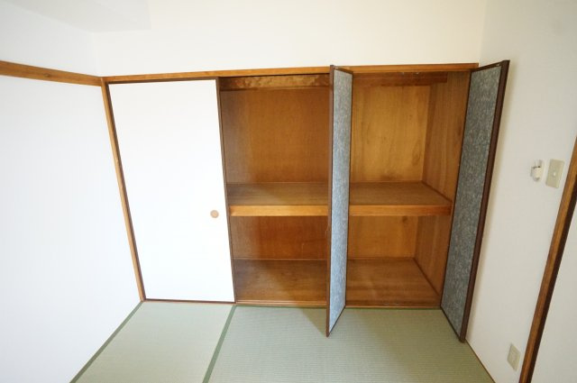 コリンヌ津田沼の収納|※別のお部屋の写真です