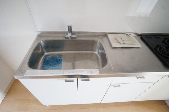 コリンヌ津田沼のキッチン|※別のお部屋の写真です