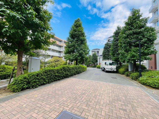 祝：成約済み　南大沢学園瑞樹の丘　５号棟　八王子市　中古マンションの周辺|～仲介手数料無料☆八王子ひなた不動産～南大沢学園瑞樹の丘5号棟