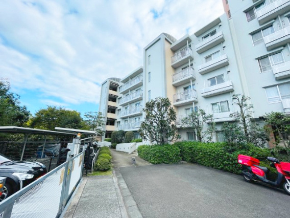 祝：成約済み　南大沢学園瑞樹の丘　５号棟　八王子市　中古マンションの外観|緑豊かな住環境～仲介手数料無料☆八王子ひなた不動産～南大沢学園瑞樹の丘5号棟