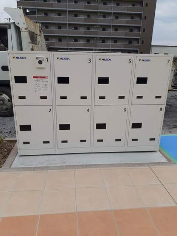 ファミール　ＭⅠのエントランス|宅配BOX付で荷物の受取に便利です★