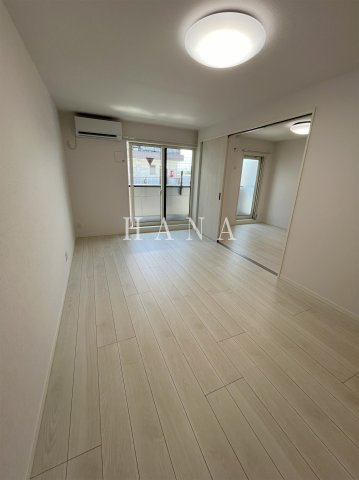 ウエスト・ハイランド・コート の居間・リビング