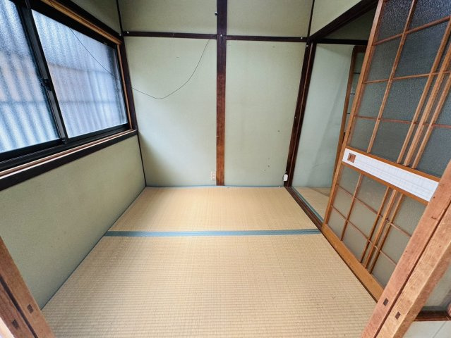 北袋町テラスハウスの和室