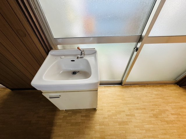北袋町テラスハウスの洗面所