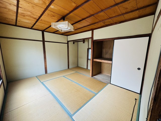 北袋町テラスハウスの和室