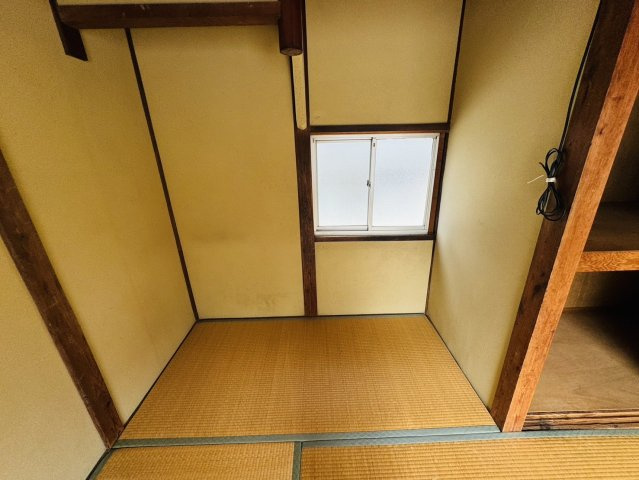 北袋町テラスハウスの和室