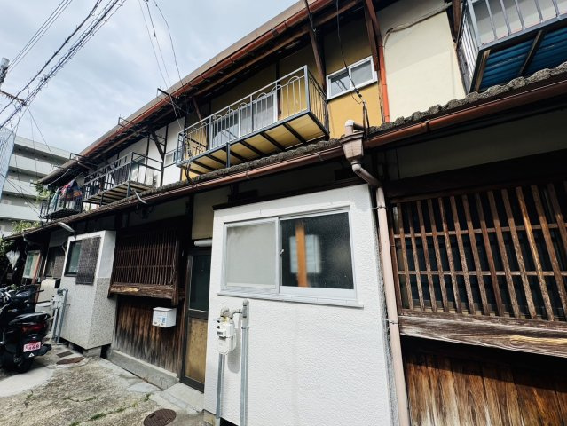 北袋町テラスハウスの外観