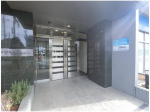 レジディア船橋Ⅱのエントランス