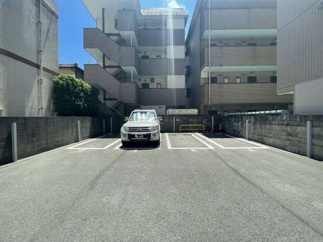 原古賀 Y' PARKの駐車場