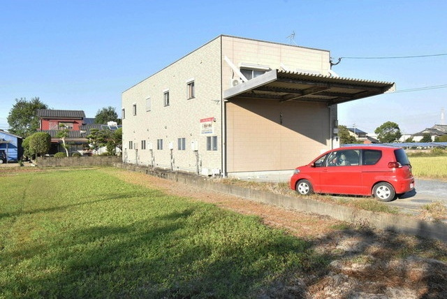 ティンカーベルの駐車場