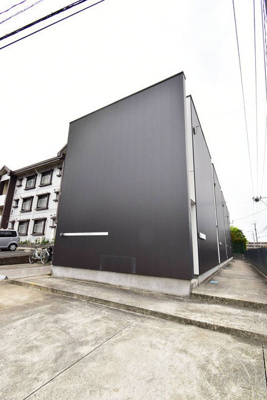 【エントランス】 | レガロスクエアー